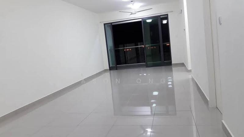 Kondominium untuk Disewa di Ascenda Residence @ Skyarena - Jason Ong - Living Room - PropertyGuru.com.my