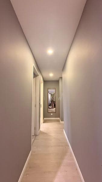 Kediaman Servis untuk Disewa di Sky Meridien - Cliff Siow - Corridor - PropertyGuru.com.my