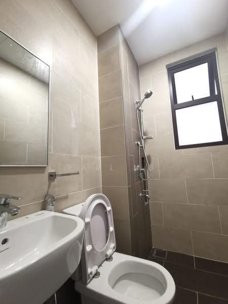 Service Residence for Sale at Ten Kinrara - Paul Ng - Bathroom - PropertyGuru.com.my