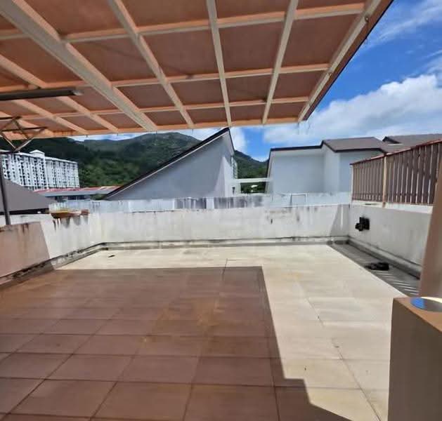 3-storey Terraced House for Sale in Tanjung Bungah (Penang) - Beverly Lim - PropertyGuru.com.my