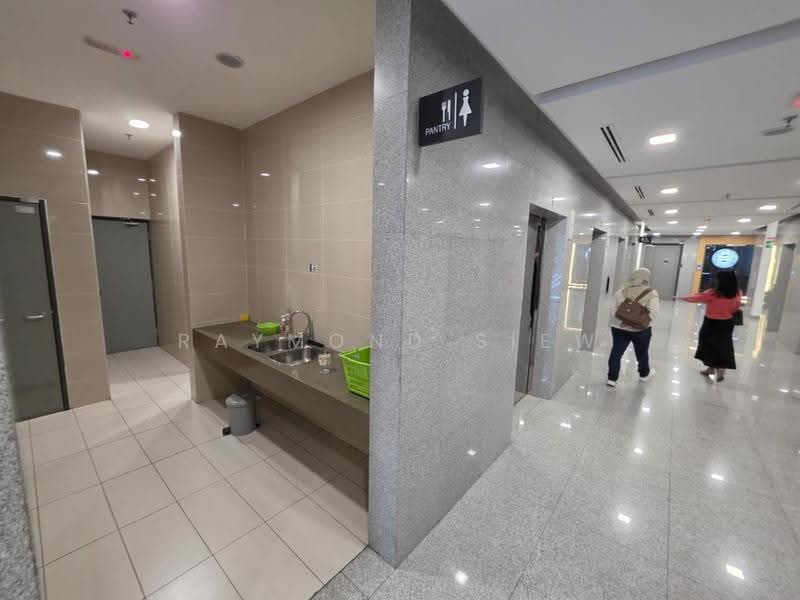 Pejabat untuk Disewa di KL City Centre (Kuala Lumpur) - Raymond Siew - Corridor - PropertyGuru.com.my