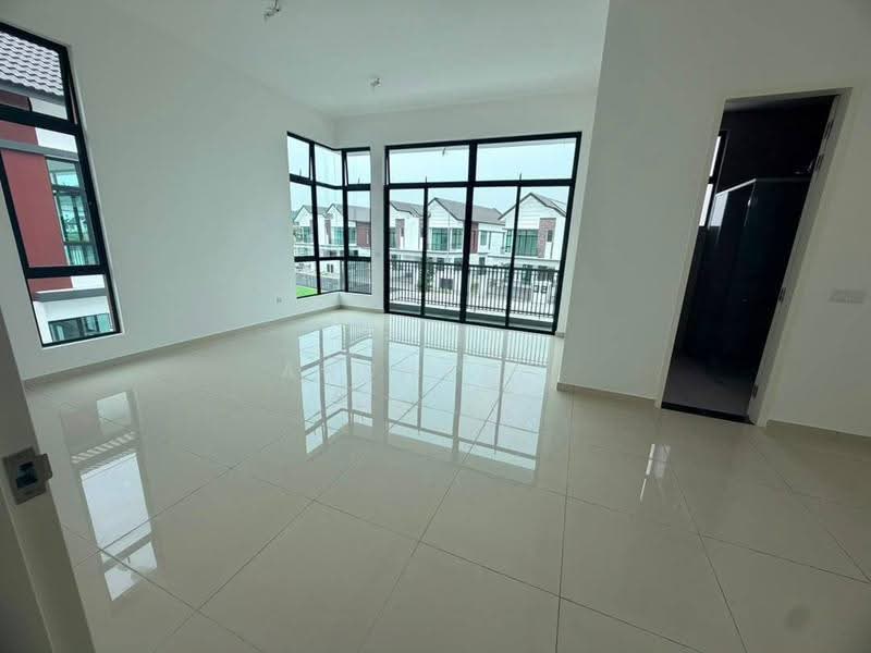 Rumah Berkembar untuk Dijual di Pontian (Johor) - Arshad . - Living Room - PropertyGuru.com.my