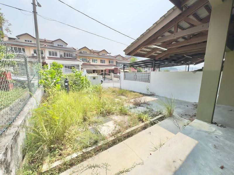 Rumah Teres 2.5-Tingkat untuk Dijual di Taman Putra Permai (Seri Kembangan) - Firdaus Husin - PropertyGuru.com.my