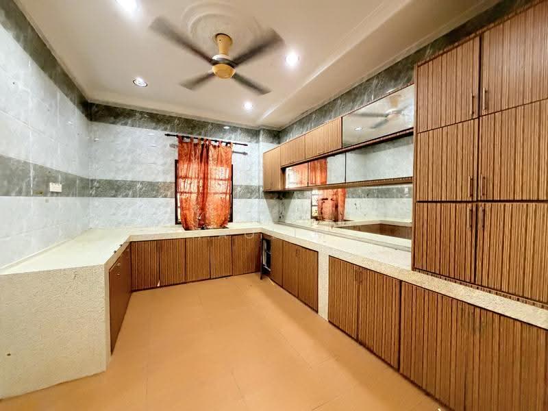 2-storey Terraced House for Sale in Bandar Tun Hussein Onn (Cheras) - ChaoLim . - Kitchen - PropertyGuru.com.my