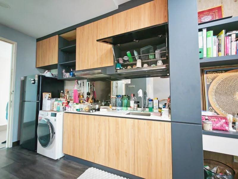 Kondominium untuk Dijual di PARC Regency (Residensi Masai) - Stella Chia - Kitchen - PropertyGuru.com.my