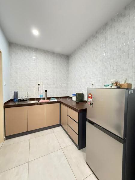 Condominium for Rent at The Quartz Residence - Bibong Ong - Kitchen - PropertyGuru.com.my
