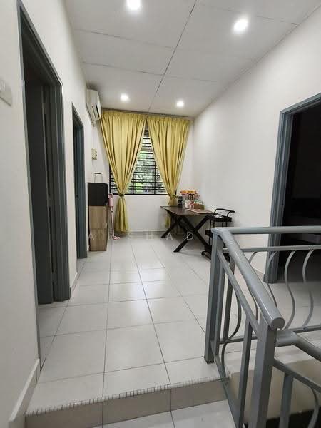 2-storey Terraced House for Sale in Taman Sierra Perdana (Masai) - Arshad . - Corridor - PropertyGuru.com.my