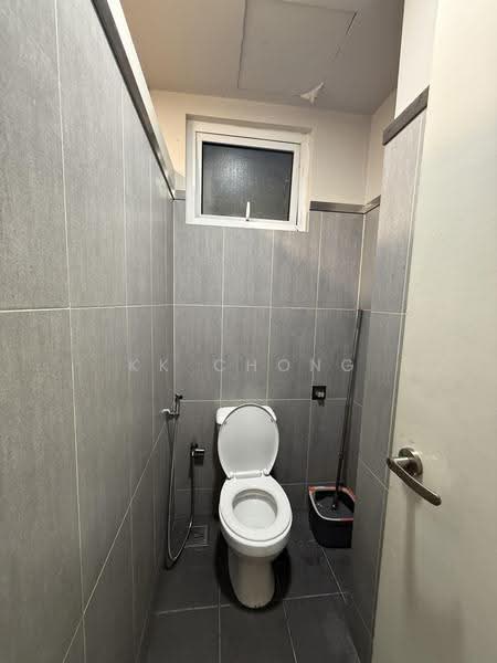 Kedai untuk Disewa di Sentul (Kuala Lumpur) - KK Chong - Bathroom - PropertyGuru.com.my