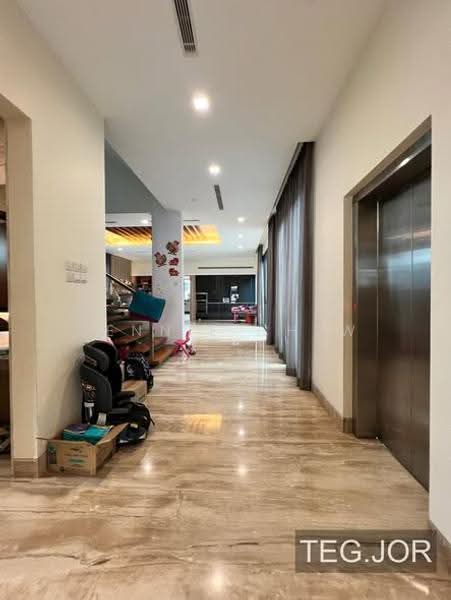 Bungalow House for Sale in Setia Eco Park (Setia Alam) - Jennie Chew - Corridor - PropertyGuru.com.my