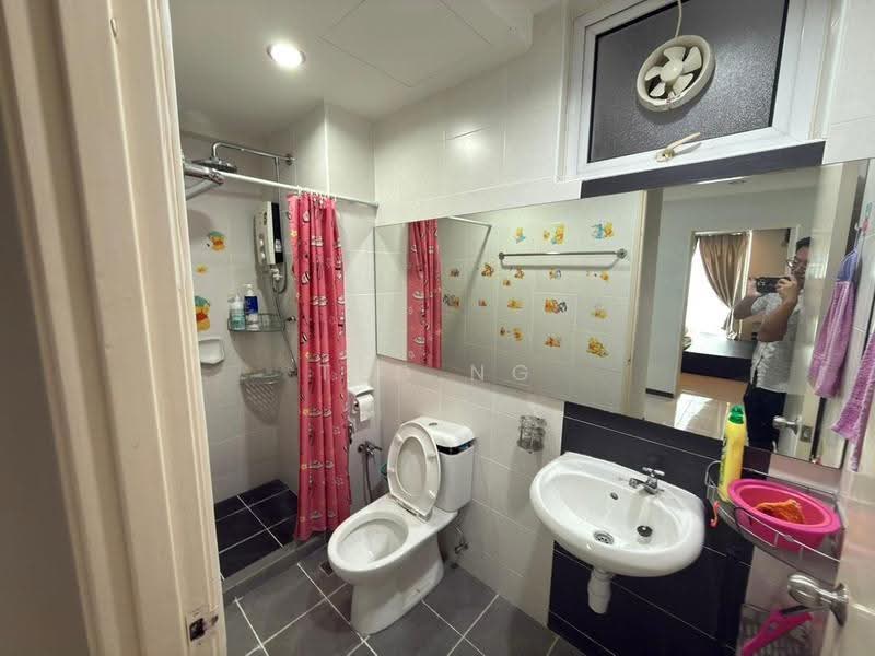 Kondominium untuk Dijual di Summer Place - TED NG - Bathroom - PropertyGuru.com.my