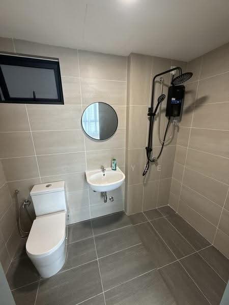Kediaman Servis untuk Disewa di Parkland Residence @ Kajang 2 - Chun Yee - Bathroom - PropertyGuru.com.my