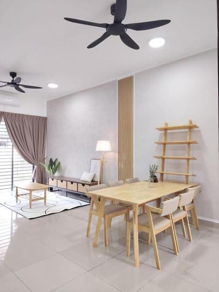 Rumah Teres 2-Tingkat untuk Disewa di Klang (Selangor) - Heylen Kwang - Living Room - PropertyGuru.com.my