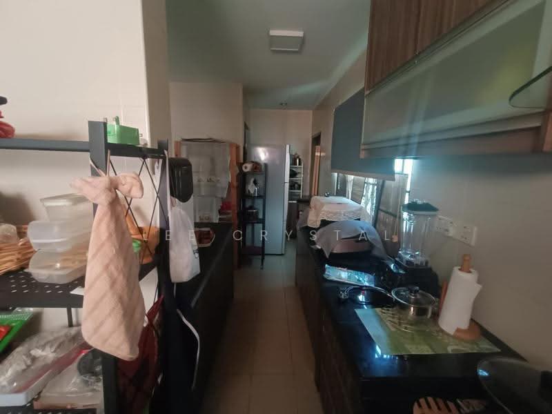 2-storey Terraced House for Sale in Taman Putra Impiana (Puchong) - Lee Crystal - Kitchen - PropertyGuru.com.my