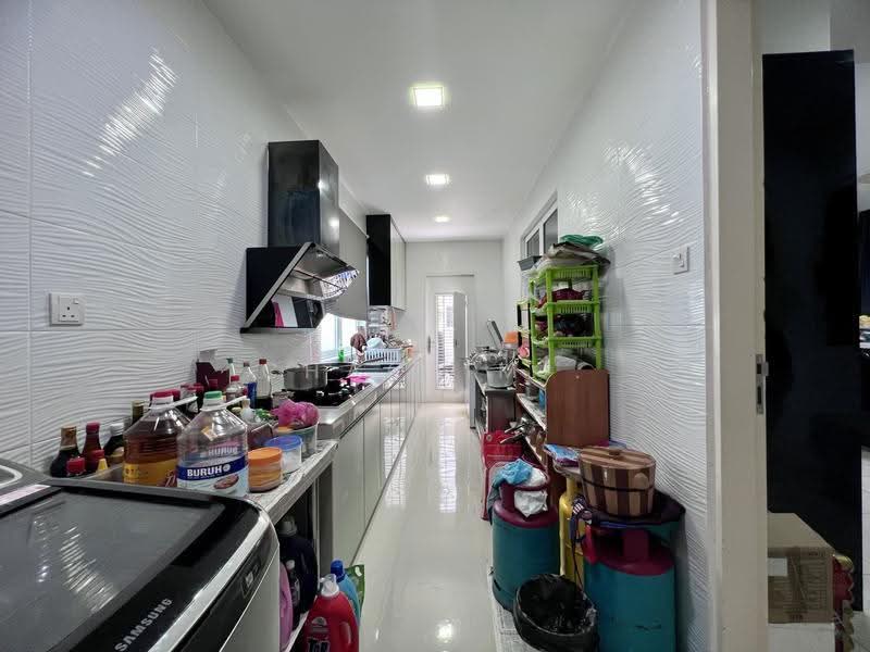 Semi-Detached House for Sale in Bandar Mahkota Cheras (Cheras) - ChaoLim . - Kitchen - PropertyGuru.com.my