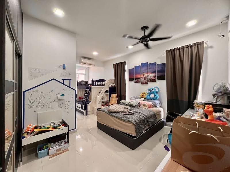 Semi-Detached House for Sale in Bandar Mahkota Cheras (Cheras) - ChaoLim . - Bedroom - PropertyGuru.com.my