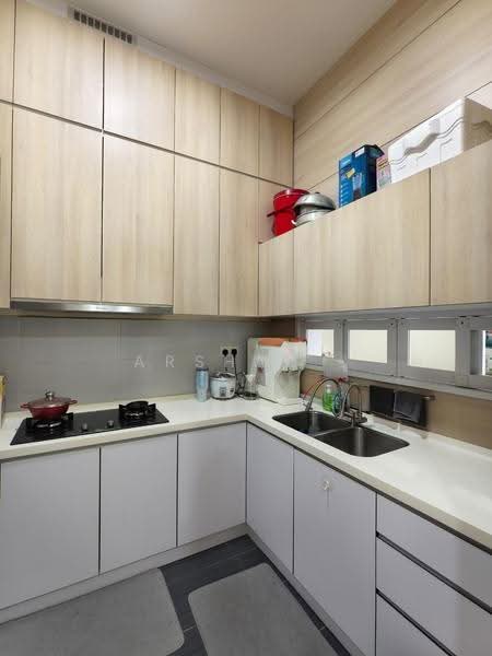 Pangsapuri untuk Dijual di Impian Senibong Residences - Arshad . - Kitchen - PropertyGuru.com.my
