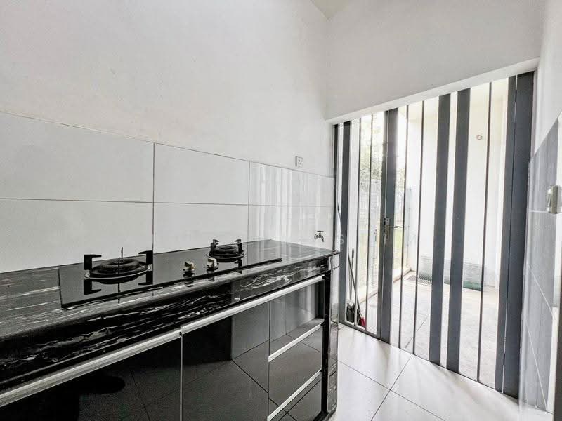 Rumah Teres untuk Dijual di Cyberjaya (Selangor) - Ahmad Muslim - Kitchen - PropertyGuru.com.my