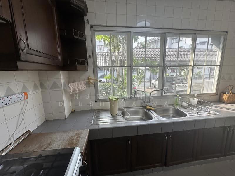 Condominium for Sale at Tiara Damansara - Nurianna Diushebaeva - Kitchen - PropertyGuru.com.my