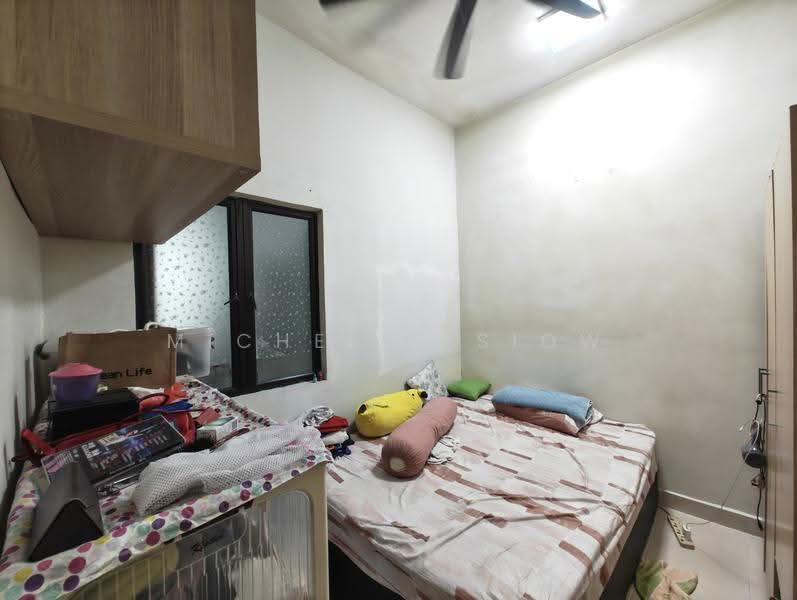 3-storey Terraced House for Sale in Jalan impian indah (Balakong) - Michelle Siow - Bedroom - PropertyGuru.com.my