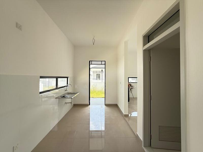 Rumah Teres untuk Disewa di Kuala Selangor (Selangor) - MckayC TEH - Kitchen - PropertyGuru.com.my