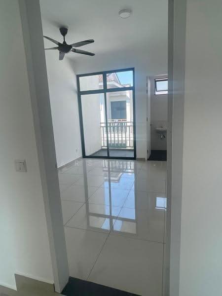 Rumah Teres untuk Dijual di Kota Masai (Pasir Gudang) - Arshad . - Balcony - PropertyGuru.com.my