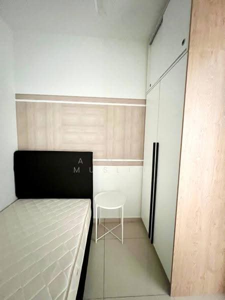 Service Residence for Sale at Kenwingston Avenue - Ahmad Muslim - Bedroom - PropertyGuru.com.my