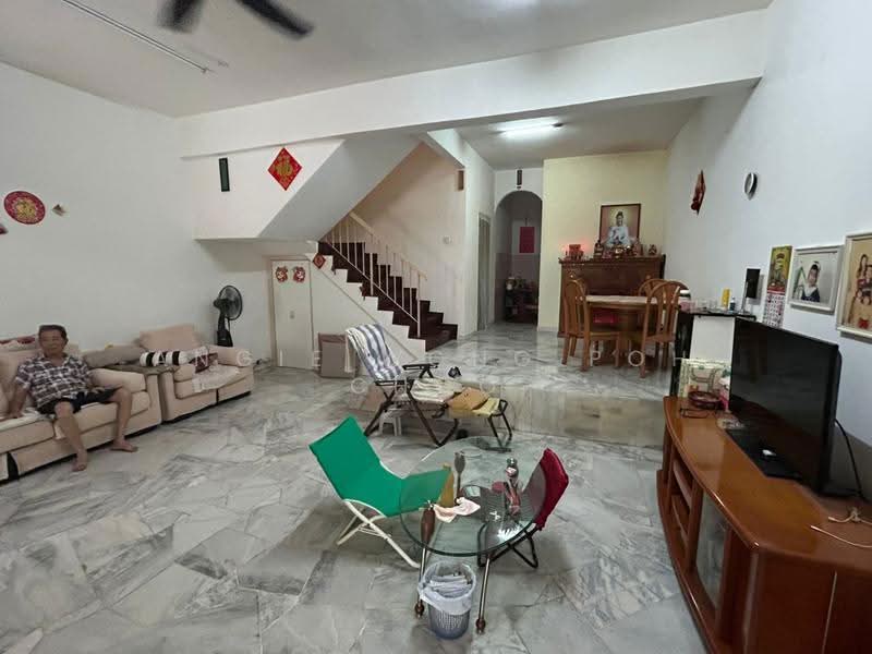Rumah Teres untuk Dijual di Bandar Sungai Long (Selangor) - Angie Wong Poh Choo - Living Room - PropertyGuru.com.my