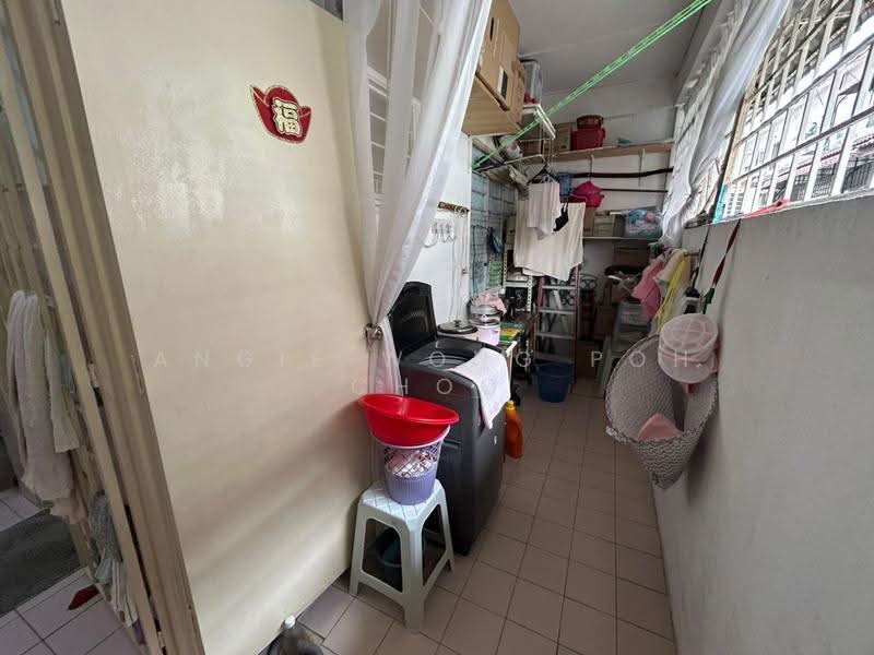 Rumah Teres untuk Dijual di Bandar Sungai Long (Selangor) - Angie Wong Poh Choo - Balcony - PropertyGuru.com.my