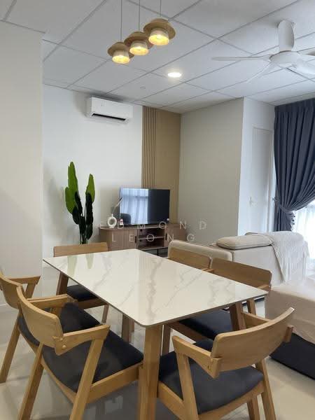 Kediaman Servis untuk Disewa di Edelweiss @ Tropicana Gardens - Edmond Leong - Living Room - PropertyGuru.com.my