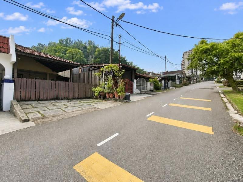 Rumah Teres 2-Tingkat untuk Dijual di Taman Pinggiran Templer (Selayang) - Firdaus Husin - Exterior - PropertyGuru.com.my