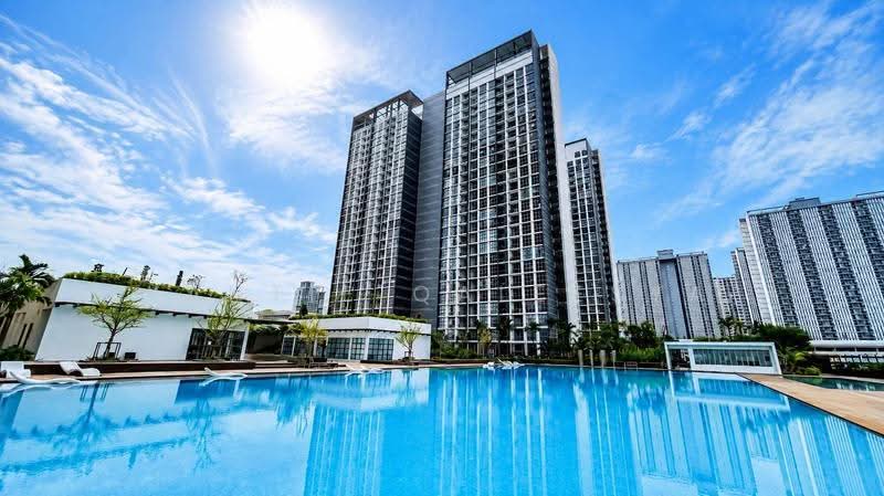 Kondominium untuk Dijual di Lakefront Residence - Yantie Qaleesya - PropertyGuru.com.my