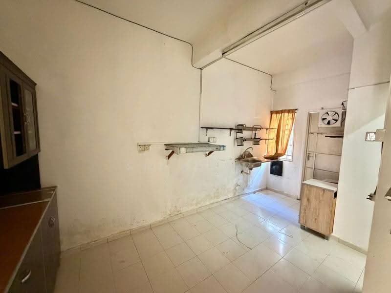 2-storey Terraced House for Sale in Taman Seri Impian (Bukit Mertajam) - Shue Lim - Kitchen - PropertyGuru.com.my