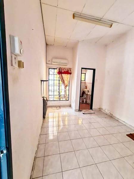 2-storey Terraced House for Sale in Antara Gapi (Ulu Yam) - Nazrin Hakimin - Interior - PropertyGuru.com.my