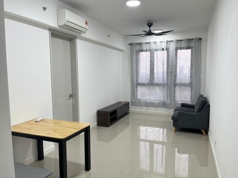 Kediaman Servis untuk Disewa di The Pulse Residence - Angeline Wong - Living Room - PropertyGuru.com.my