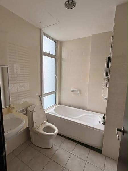 Condominium for Rent at The Brezza - Alex Lim - Bathroom - PropertyGuru.com.my