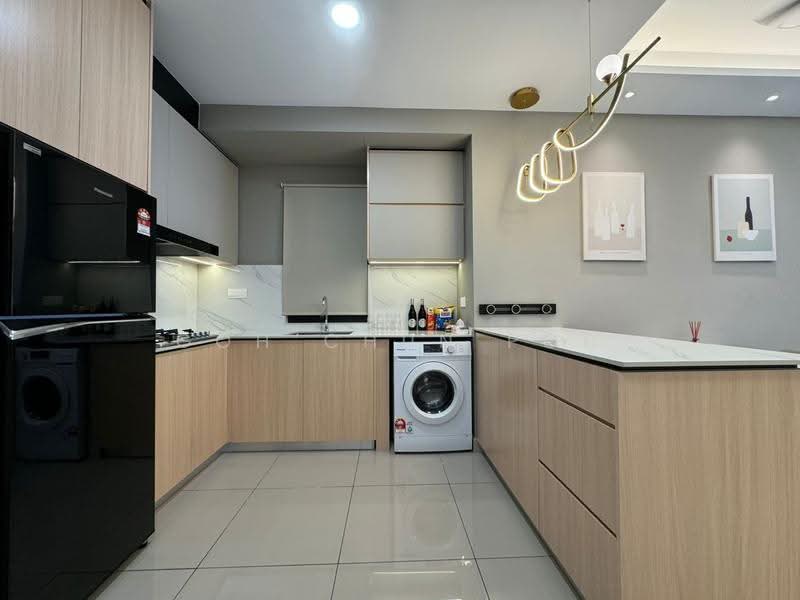 Kediaman Servis untuk Dijual di M Oscar - Goh Chun Poh - Kitchen - PropertyGuru.com.my