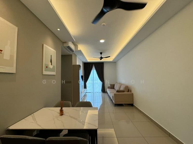 Kediaman Servis untuk Dijual di M Oscar - Goh Chun Poh - Living Room - PropertyGuru.com.my