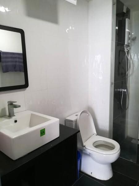 Kediaman Servis untuk Disewa di Menara Suria (V12) - Alice Kuon - Bathroom - PropertyGuru.com.my