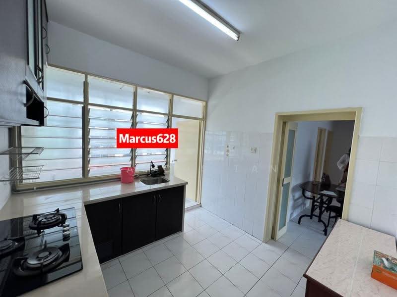 Condominium for Sale at Bukit Awana Condominium - Marcus Tan - Kitchen - PropertyGuru.com.my