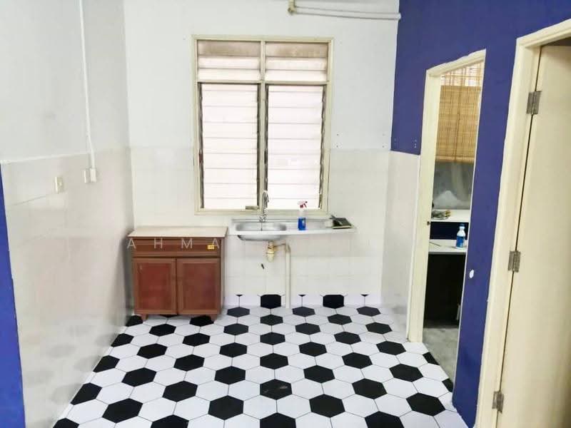 Apartment for Sale at Anggerik Apartment - Ahmad Muslim - Kitchen - PropertyGuru.com.my