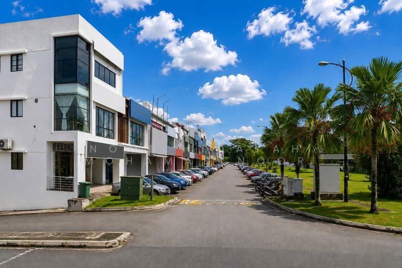 Shop / Office for Sale in Bandar Baru Bangi (Selangor) - Noor Hidayah Mohamad Noor - Exterior - PropertyGuru.com.my
