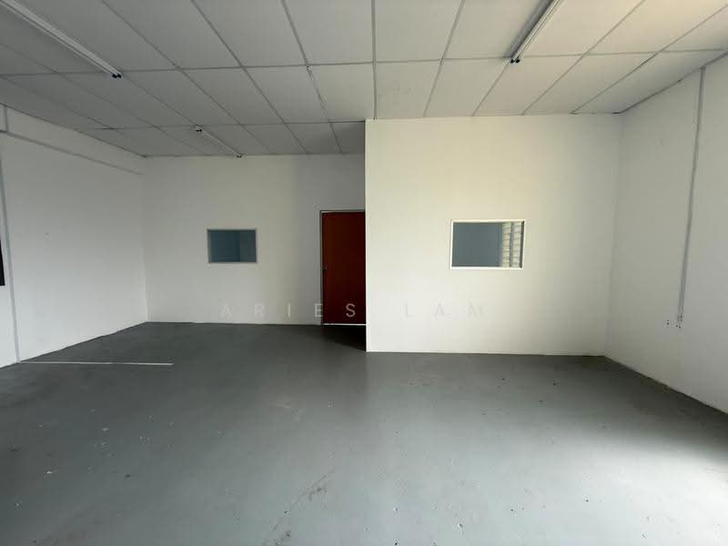 Semi-D Factory for Rent in Kampung Sungai Tiram (Ulu Tiram) - Aries Lam - PropertyGuru.com.my