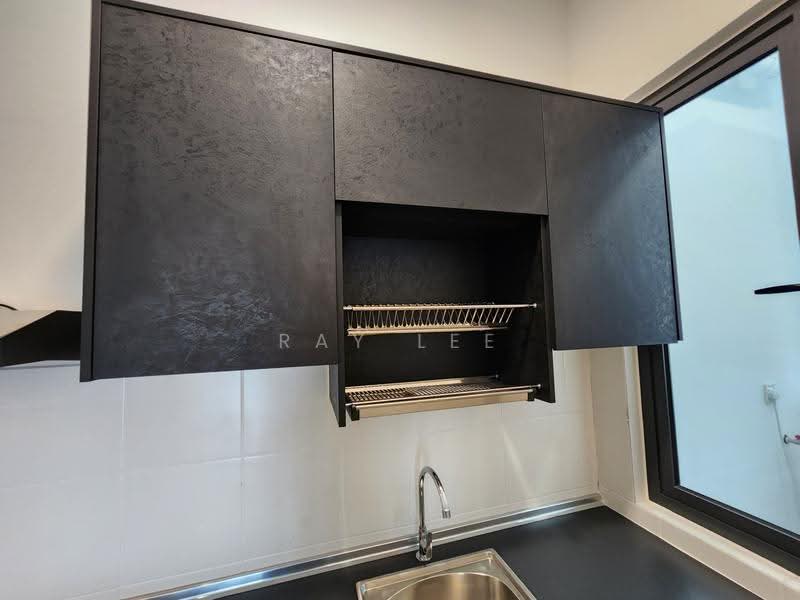Kediaman Servis untuk Disewa di Pacific Star (Service Residence) - Ray Lee - Kitchen - PropertyGuru.com.my