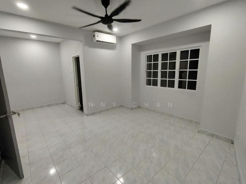 Rumah Teres 2-Tingkat untuk Disewa di Taman Putra Prima (Puchong) - Danny Chan - Interior - PropertyGuru.com.my