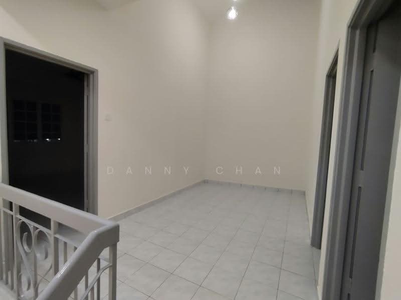 Rumah Teres 2-Tingkat untuk Disewa di Taman Putra Prima (Puchong) - Danny Chan - Interior - PropertyGuru.com.my