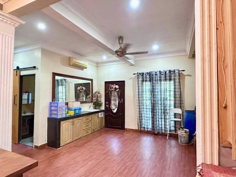 Semi-Detached House for Sale in Bandar Nusaputra (Puchong) - Ahmad Muslim - Living Room - PropertyGuru.com.my