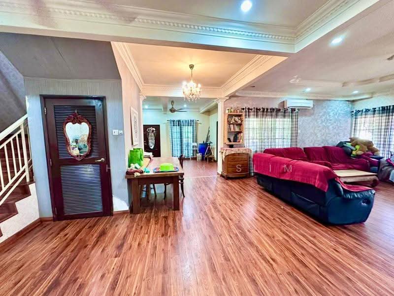 Semi-Detached House for Sale in Bandar Nusaputra (Puchong) - Ahmad Muslim - Living Room - PropertyGuru.com.my