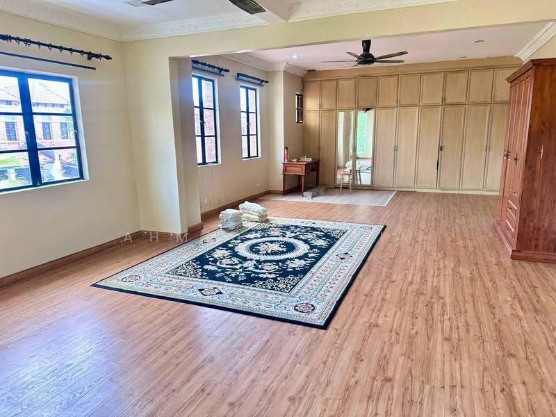 Semi-Detached House for Sale in Bandar Nusaputra (Puchong) - Ahmad Muslim - Bedroom - PropertyGuru.com.my