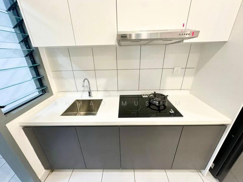 Kediaman Servis untuk Dijual di E'Island Lake Haven - Ahmad Muslim - PropertyGuru.com.my