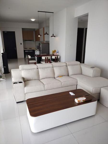 Condominium for Rent at Kings Bay @ Country Garden Danga Bay - James Foong - Living Room - PropertyGuru.com.my